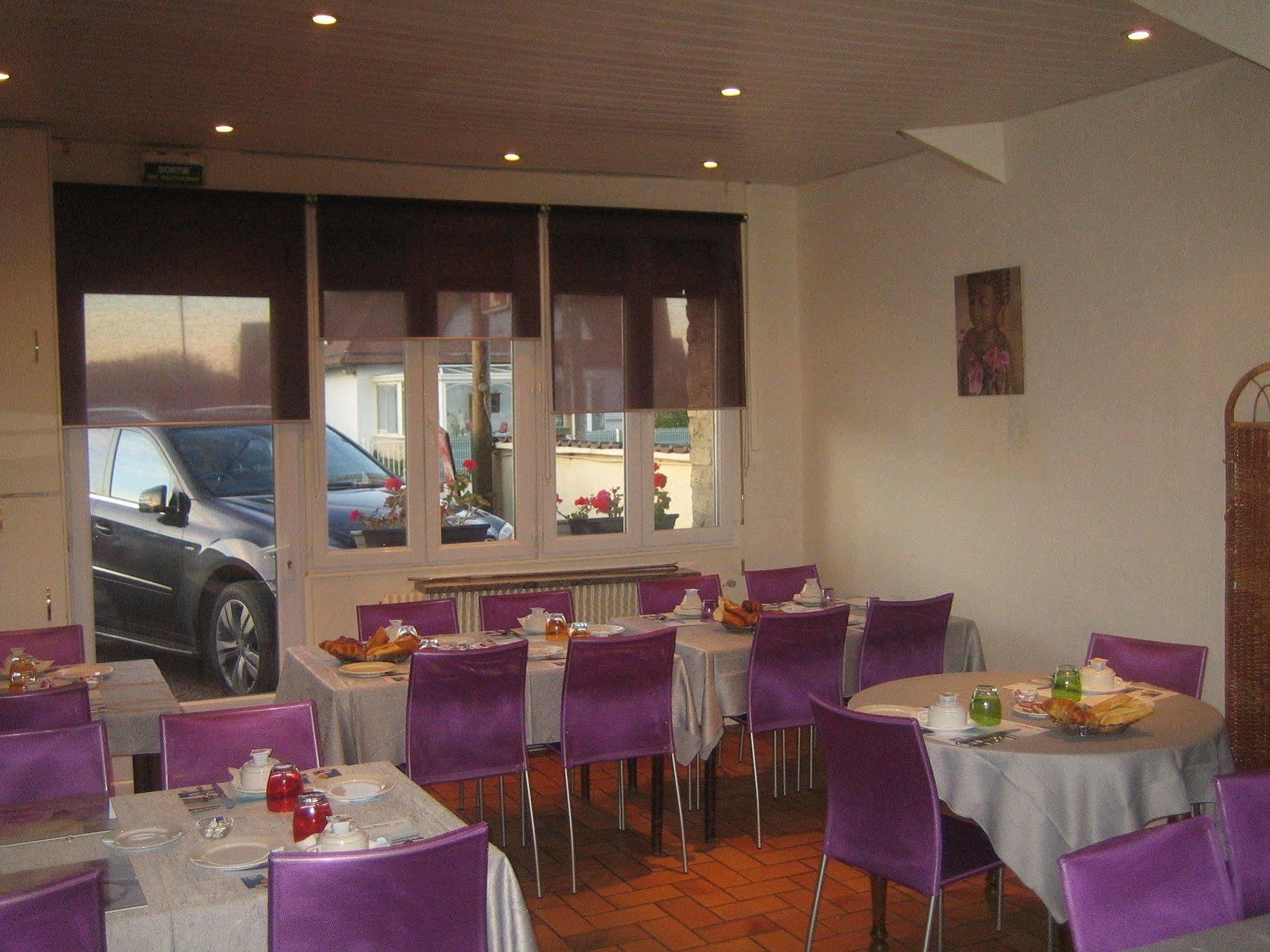 Le Canada Hermanville-sur-Mer Exterior foto
